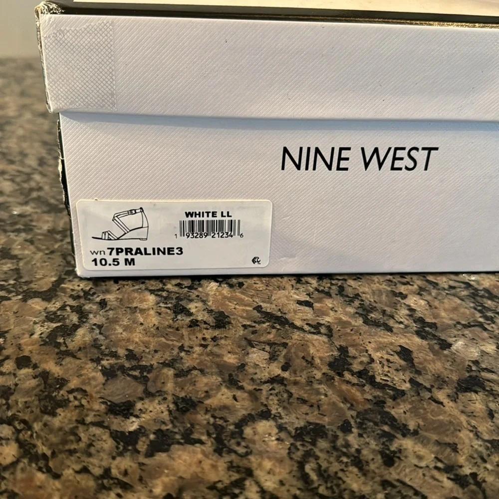 Nine West praline 3 white wedge strap sandal NIB 10.5